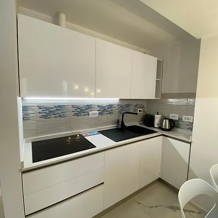 Maison Noni Bu - Exclusive Apartman Alassio